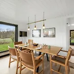 Jule - 1-3km To The Fjord By Interhome 펜션